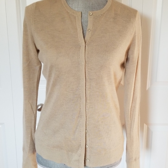 Cardigan - Picture 2 of 8